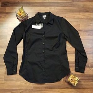 NWT Worthington black button down shirt